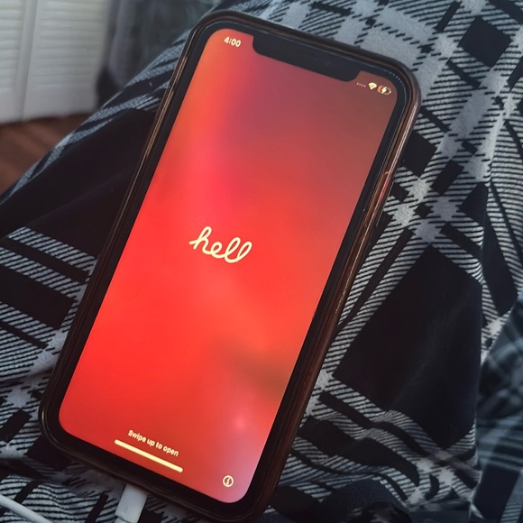Red Iphone XR